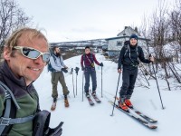 Another grey tour (Ski Touring Tromso, April 2022)
