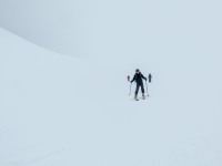 Descending in the white (Ski Touring Tromso, April 2022)