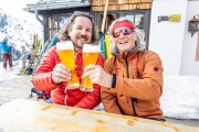 Cheers (Ski touring Weidener Huette March 2022)