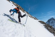 Brendan executing a kick turn (Skitouring Kuehtai March 2019)