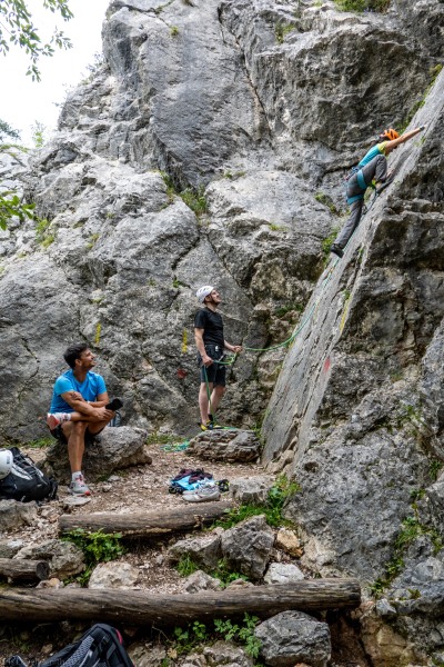 Ari leads a climb at Kanzianiberg (Summer Holidays August 2022)