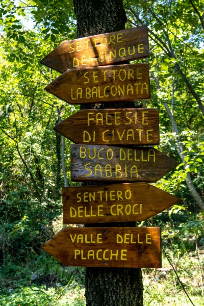 Climbing signs (Summer Holidays in Ticino Aug 2025)