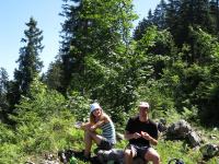 abbie-and-ed-in-the-hills-swiss-o-week-switzerland
