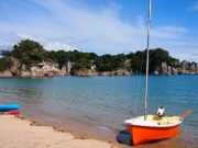 Boat on the beach (Takaka 2013)