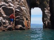 Deep water soloing (Takaka 2013)