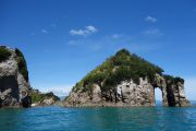 Pretty arch in Wainui Inlet (Takaka 2013)