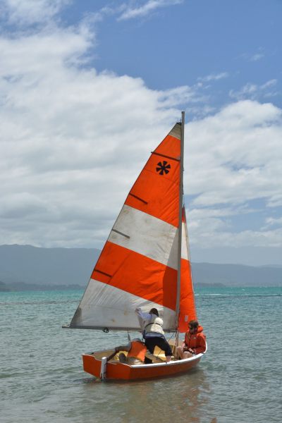 Setting sail (Takaka 2013)