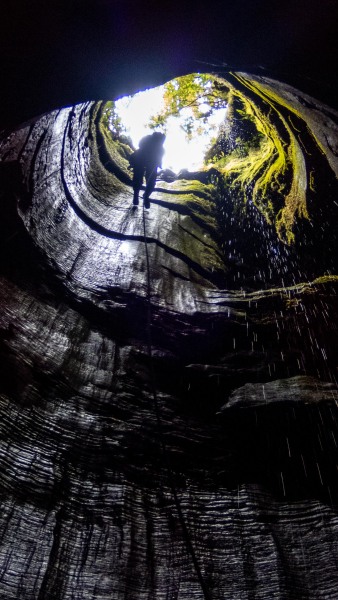 Abseiling into Te Tahi cave (Te Tahi cave Jan 2025)