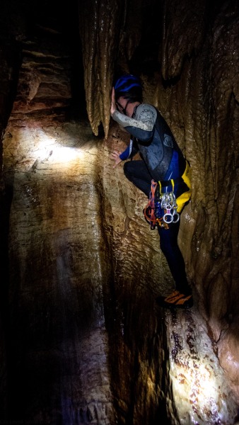 Craig climbing up (Te Tahi cave Jan 2025)