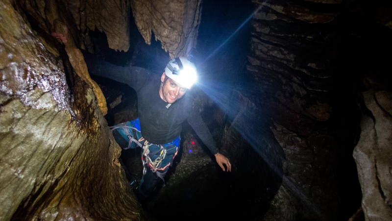 Cris in the cave (Te Tahi cave Jan 2025)