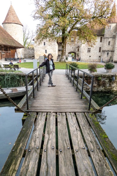 Ari across the other side of the draw bridge.