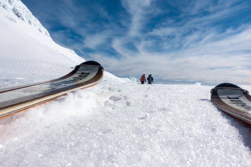 Between the skis (Tongariro Adventures July 2021)