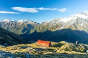 French Ridge hut in the morning (Adventures with Craichel Jan 2022)