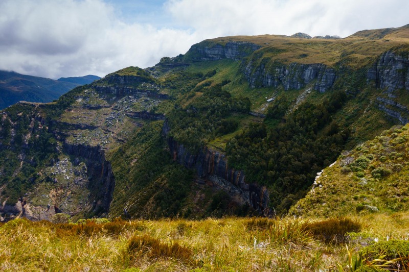 Cliffs (Garibaldi Tramp 2019)