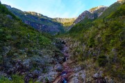 View up into the hanging valley (Garibaldi Tramp 2019)