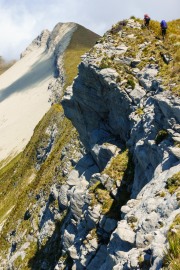 Walking along the ridge (Garibaldi 2019)