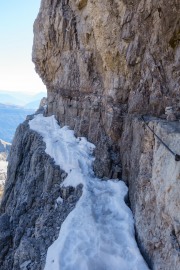 A little pathway (Brenta Dolomites)