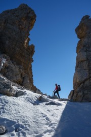 Leonie at the pass (Brenta Dolomites)