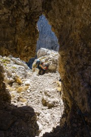 Leonie through the tunnel (Brenta Dolomites 2016)