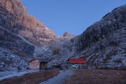 View towards the biv (Brenta Dolomites 2016)