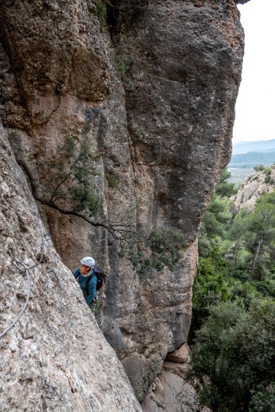 Juls on the rock (Via Ferrata Canal de las Damas Nov 2025)