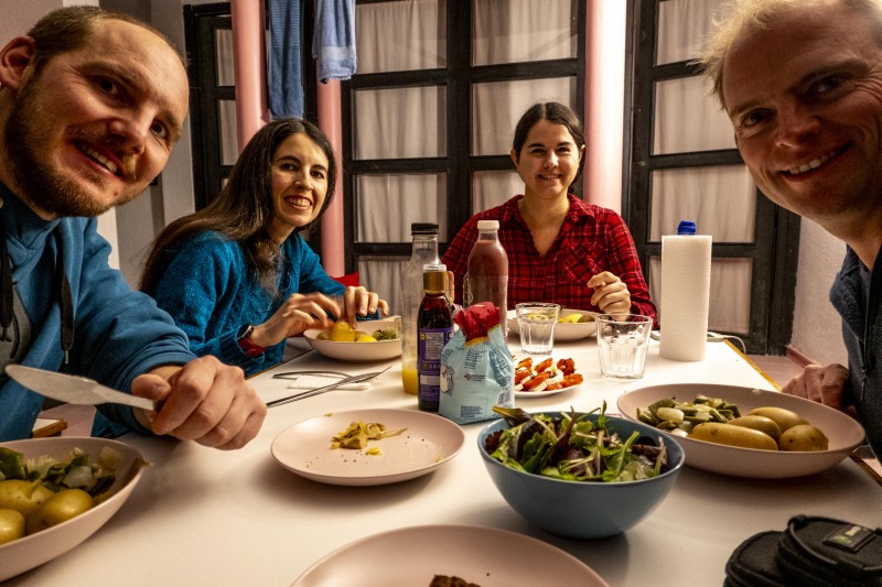 Eating together (Xmas Holidays Dec 2022)