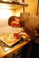 Martin chopping pizza (Sonthofen, Germany) resize