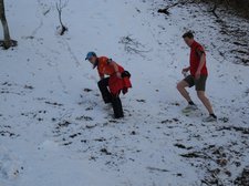 Steffi and Nico navigating snow 2 (Shauinsland, Freiburg) resize