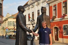 Cris shakes hands with the locals 2 (Gyor, Hungary) resize
