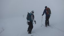 Skiing and boarding in the mist (Herzogenhorn skitour) resize