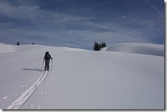 Leonie on nice snow (Ski touring Bleicherhorn und Höllritzereck Feb 2014)