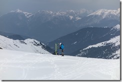 Leonie getting ready for the descent (Ski touring Potsdamer Hütte)