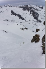 Our lonely skis (Ski touring Potsdamer Hütte)