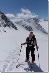 Cris near the saddle (Ski tour Linker Fernerkogel April 2014)