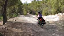 Leonie riding offroad (Mallorca) resize