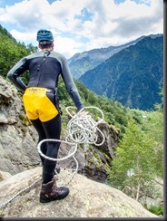 Craig throws the rope down (Canyoning Italy 2019)