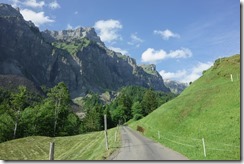 Nice little road (Swiss Cycling June 2017)