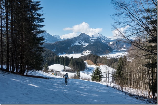 Leonie skitouring (Skitouring Hirschberg Feb 2017)