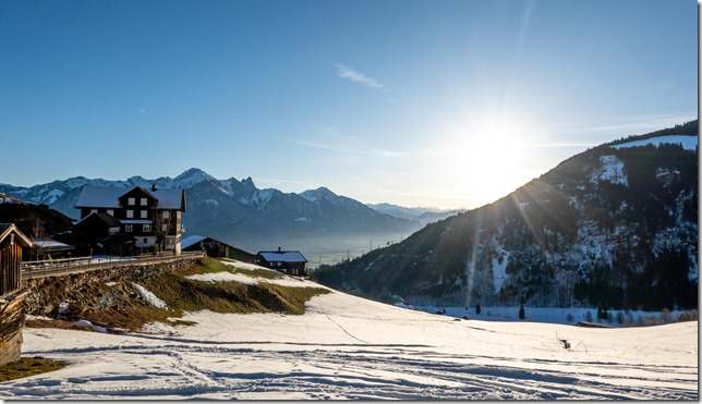 Looking a bit like spring time (Ski touring Hueenerchopf Feb 2023)